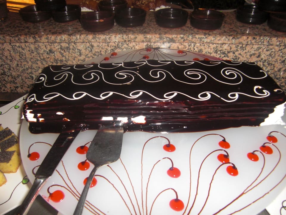 Kuchen  Royal Atlantis Beach Hotel