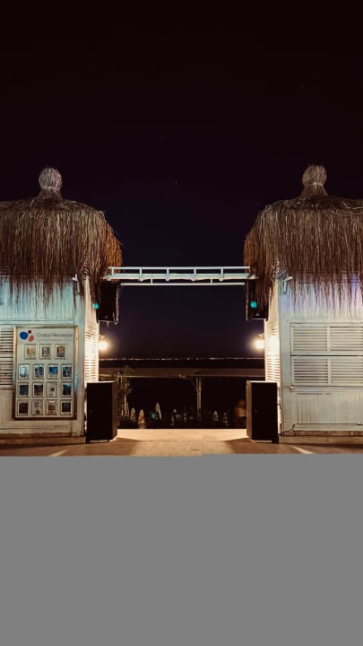 Pool Crystal Flora Pearl Collection