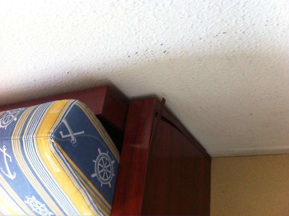 Bett einfach abgewohnt Hotel Appart'city Cap Affaires Compiègne