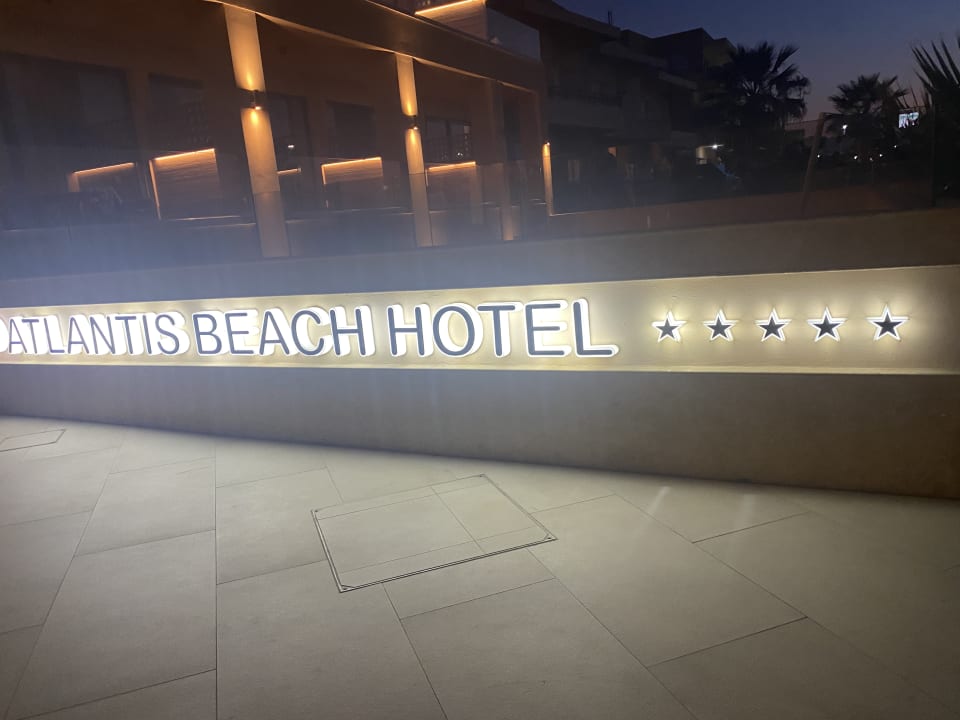 Außenansicht Hotel Atlantis Beach