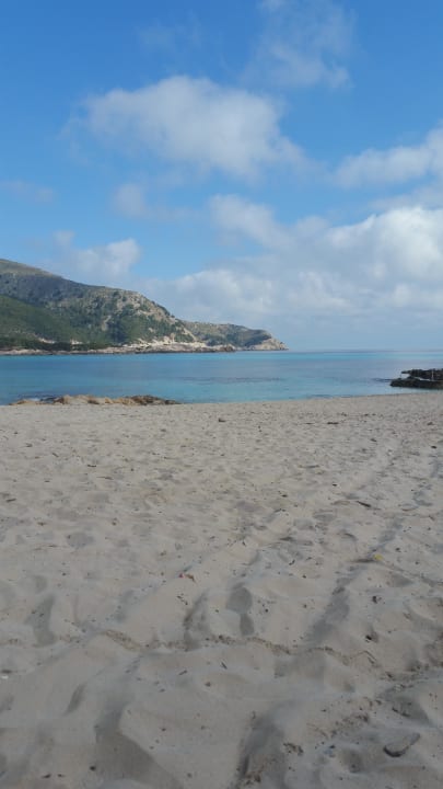 Strand Hotel & Spa S'Entrador Playa