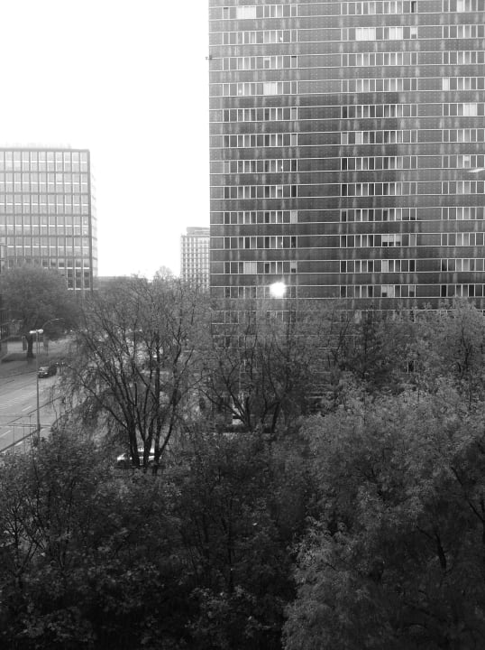 Blick aus dem Zimmer Motel One Hamburg-Alster