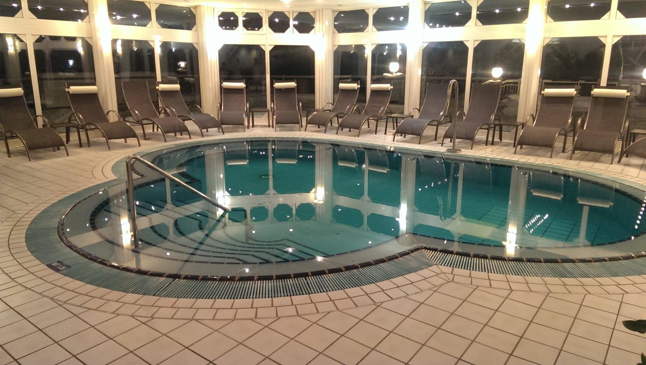 Pool Hotel Sonnenhof