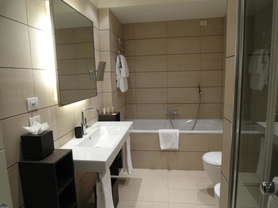 Badezimmer Radisson Blu Hotel Milan