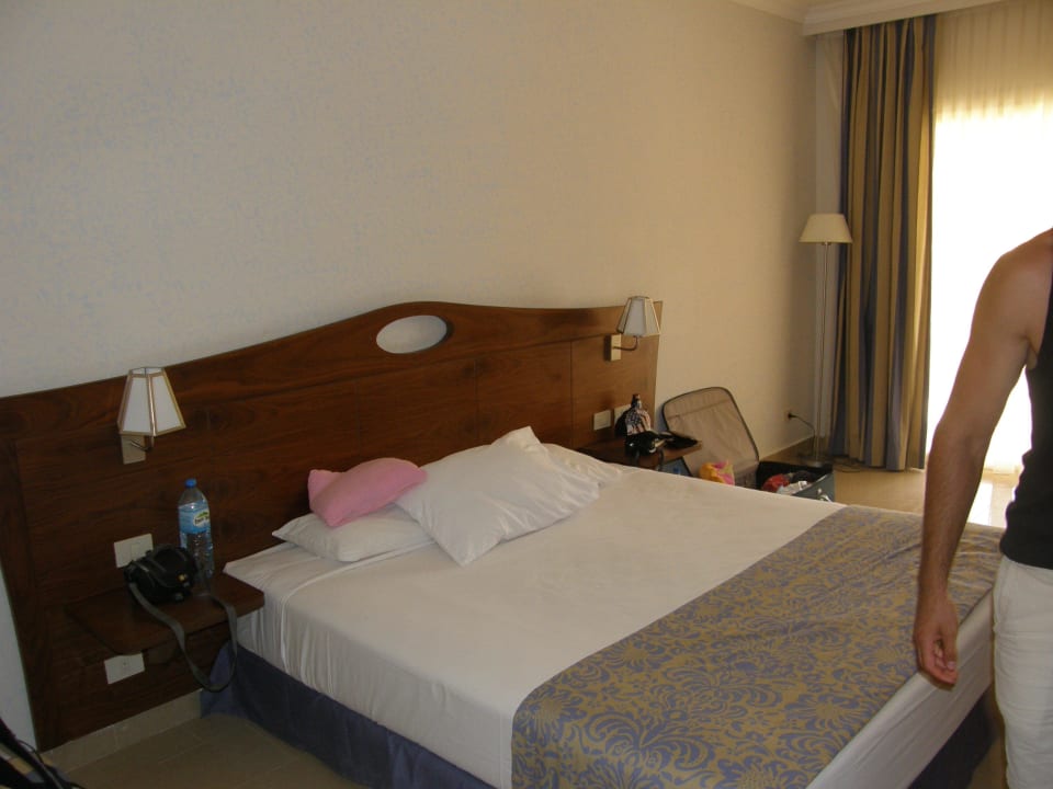 Duże wygodne łóżko Stella Garden Resort & Spa, Makadi Bay