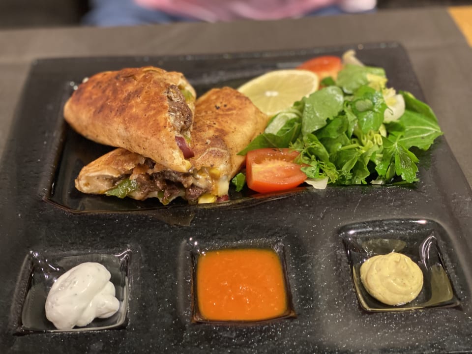 Gastro Xanadu Resort Hotel