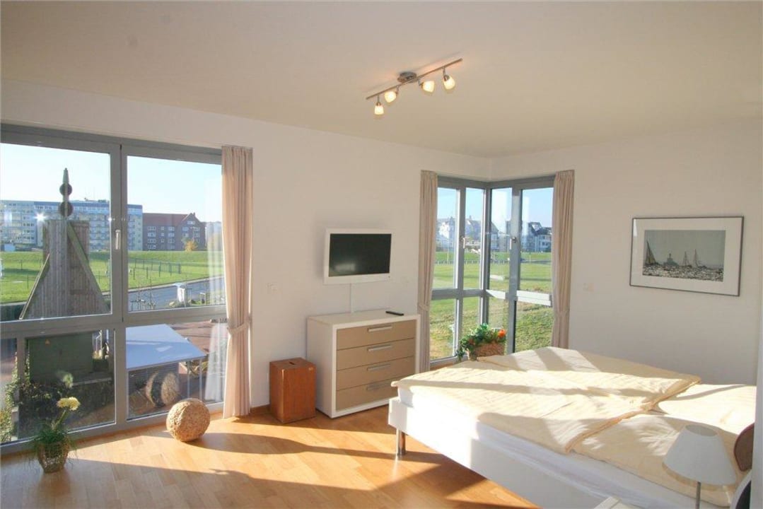 RY7 Schlafzimmer Haus Residenz am Yachthafen Hamer Ferienappartements