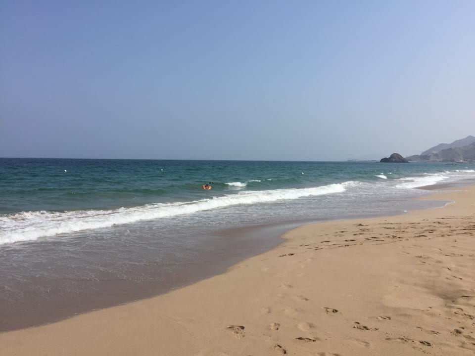 Strand InterContinental Fujairah Resort