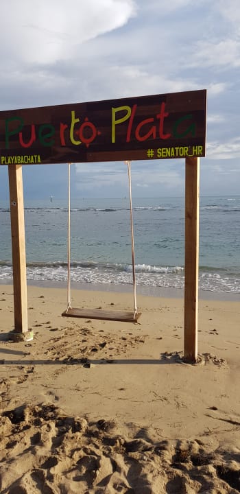 Strand Playabachata Hotel