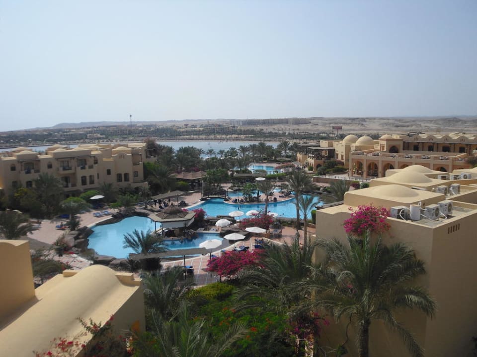 Ausblick über die komplette Anlage Steigenberger Coraya Beach - Adults only