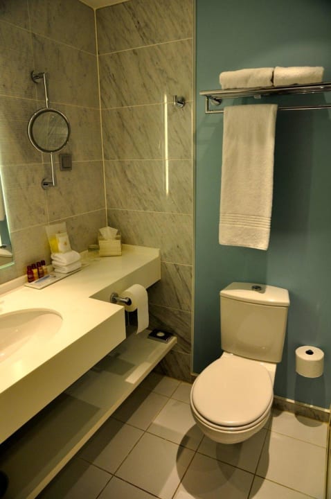 Club Room with view - Toilet Hotel Sheraton Stockholm