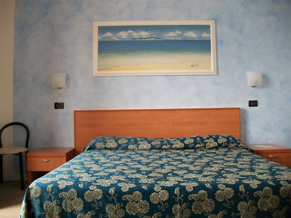 Zimmer, neu renoviert Albergo Suisse Bellevue