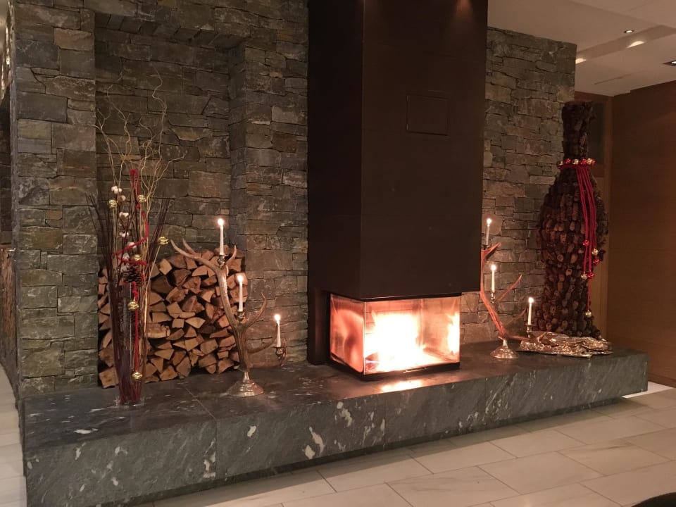 Kamin im Restaurant Tauern SPA Zell am See-Kaprun