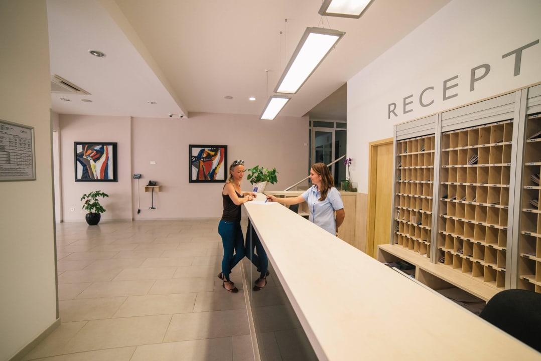Reception Hotel Slaven