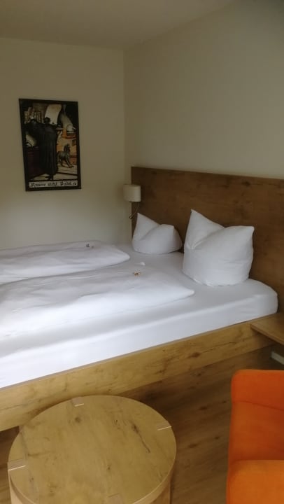 Zimmer Hotel Löwen mit Haus Goethe