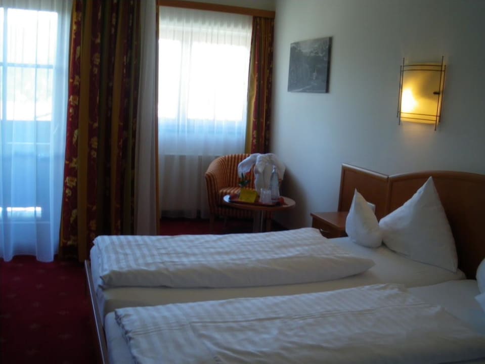 Jeden Tag anderes Motiv Garni Hotel - Das Alpin Kaiserzeit