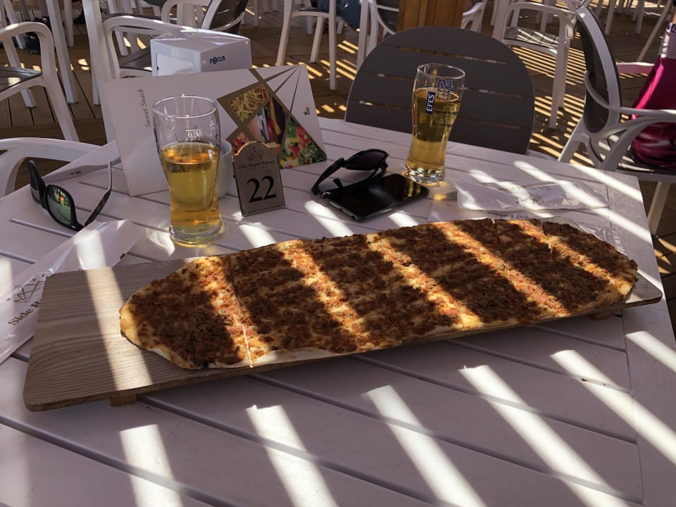 Gastro Side Royal Palace Hotel & Spa