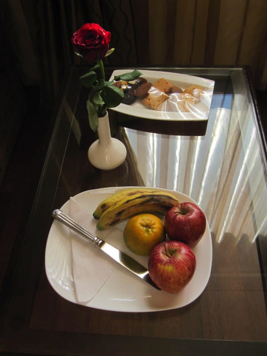 Obstteller und Welcome Cookies Hotel Soaltee Crowne Plaza Kathmandu