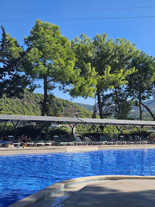 Pool Senza Garden Holiday Club