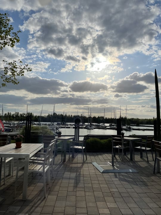 Gastro LAGOVIDA Ferienresort am Störmthaler See