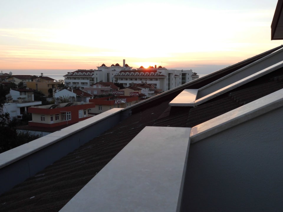 Blick Richtung Meer  Diamond Elite Hotel & Spa