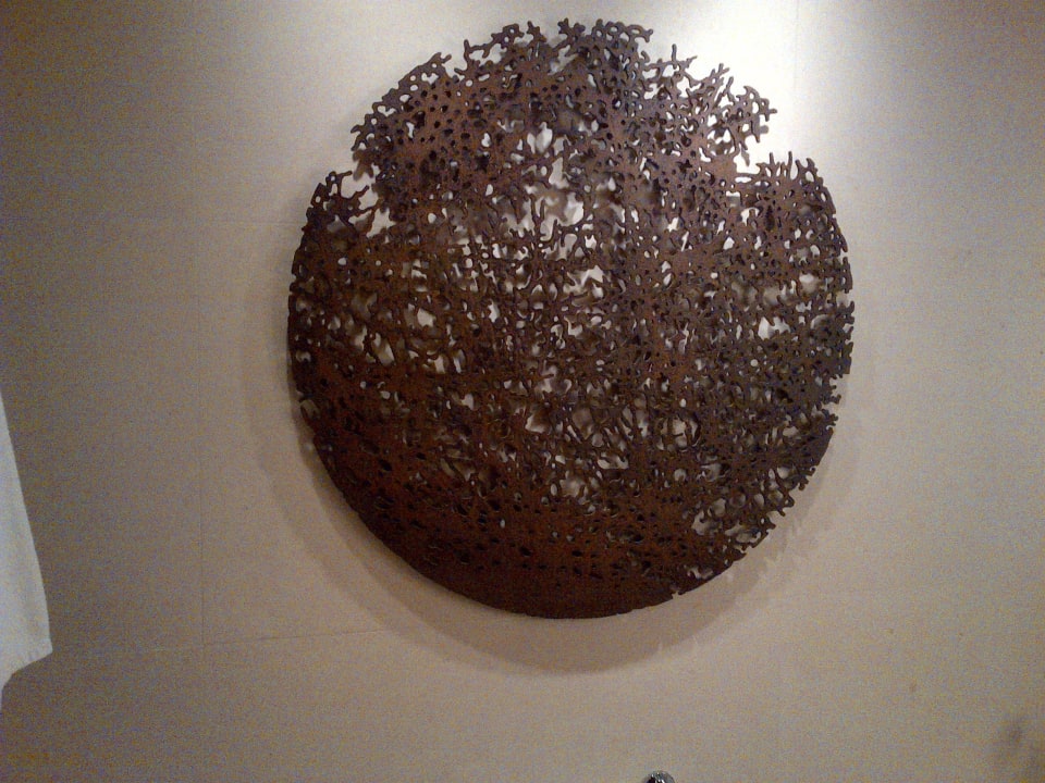 Kunst im Bad The Alpina Gstaad