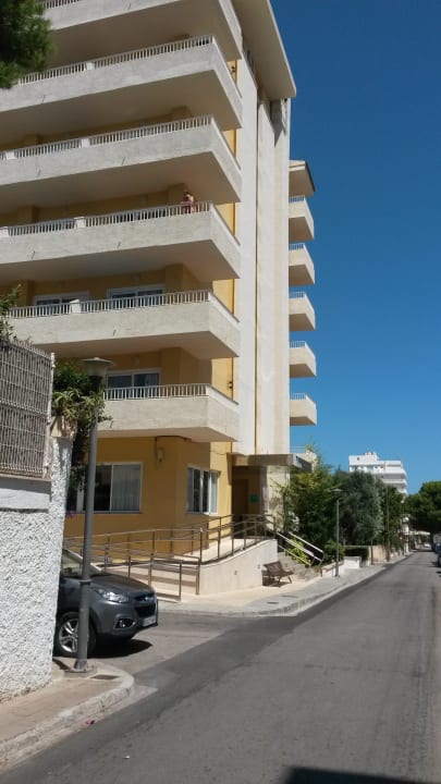 Außenansicht von der Straße  Grupotel Montecarlo