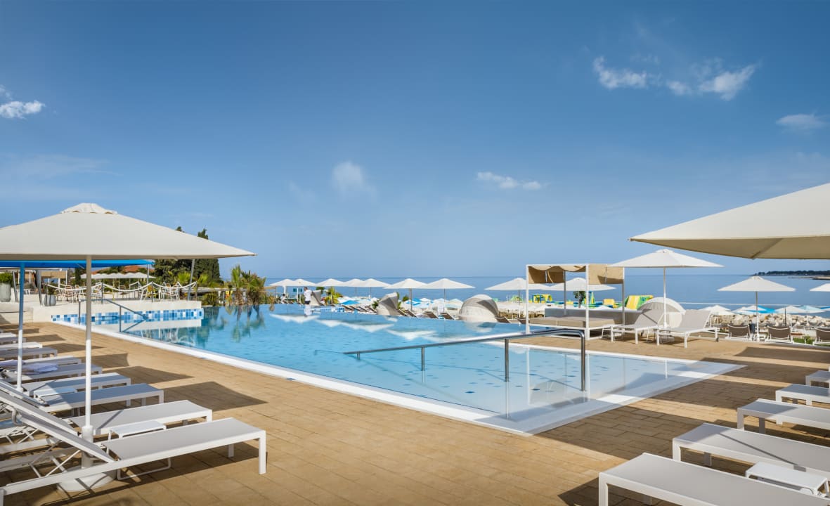 Pool Marea Suites Valamar Collection