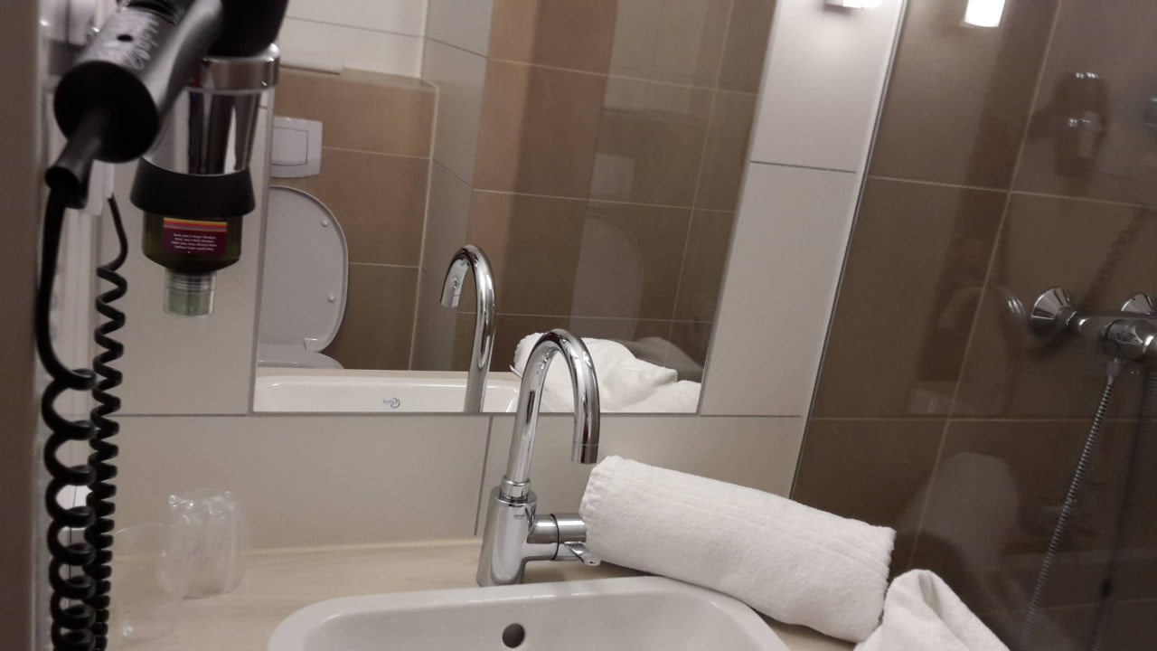 Waschplatz/Dusche ibis Styles Konstanz