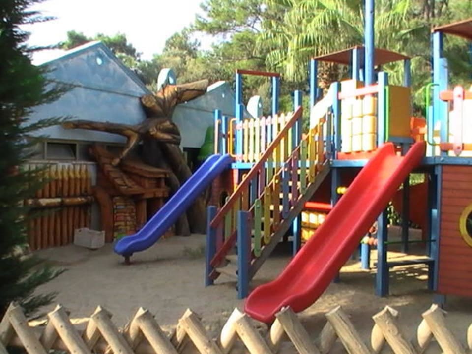 Kinderspielplatz Paloma Pasha