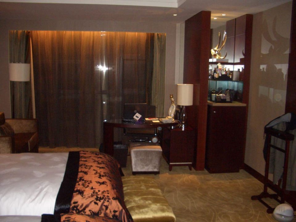 Twin Bed Room - Excecutive floor Hotel Sofitel Forbase Chongqing