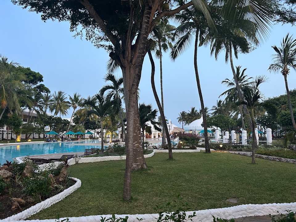 Außenansicht Hotel Southern Palms Beach Resort