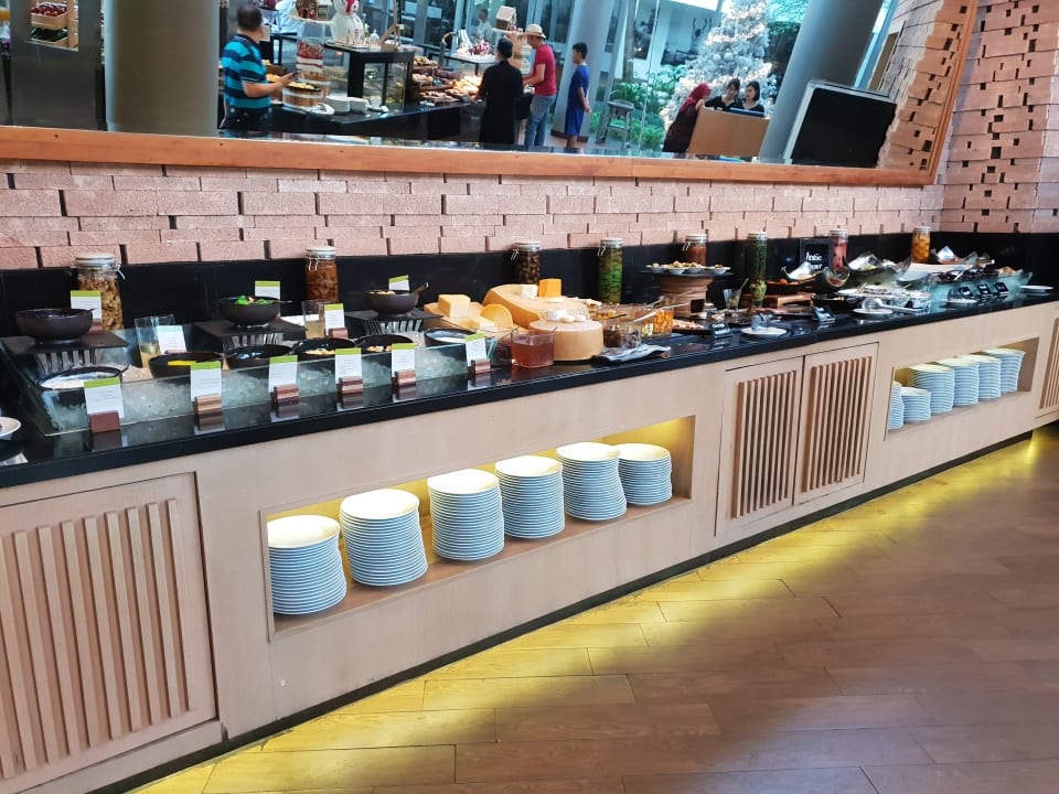 Gastro DoubleTree by Hilton Hotel Jakarta - Diponegoro