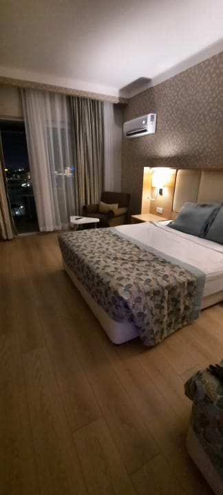 Zimmer Hotel Royal Garden Beach