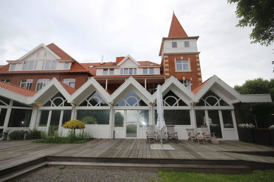 Ansicht von Süden Das 53° Hotel