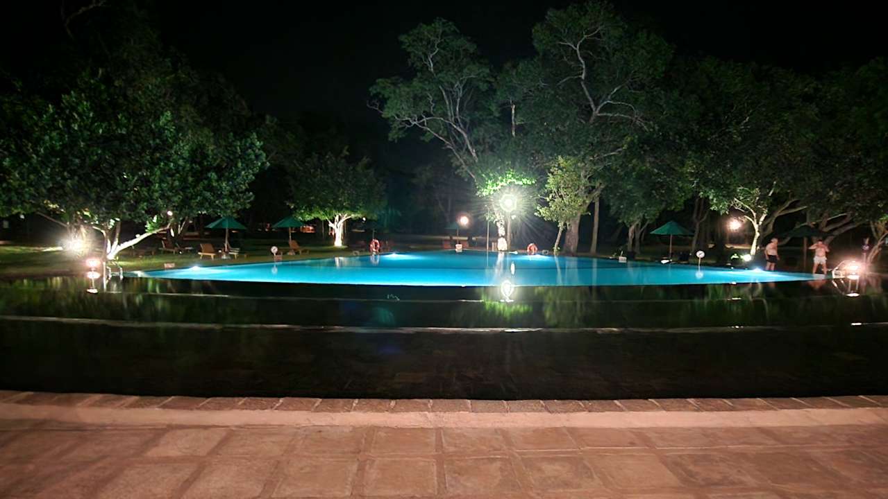 Pool Habarana Village by Cinnamon