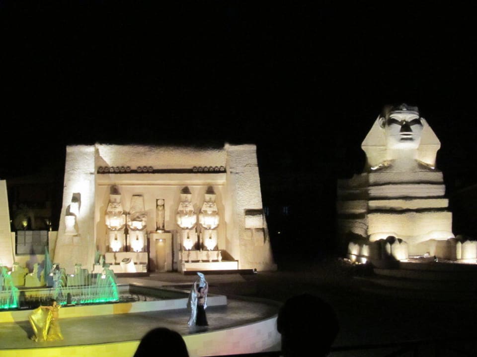 Копии древних архитектурных строений Pickalbatros Alf Leila Wa Leila Resort - Neverland Hurghada