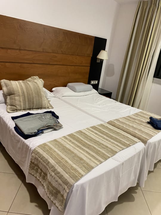 Zimmer HL Miraflor Suites Hotel