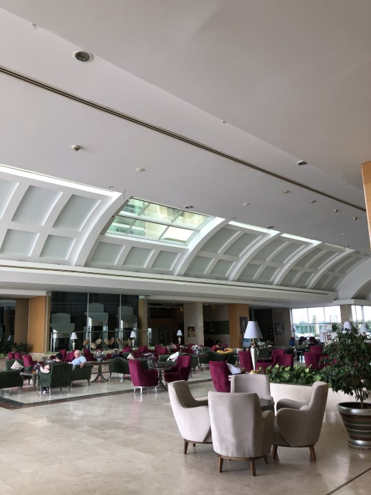 Lobby Hotel Miracle Resort