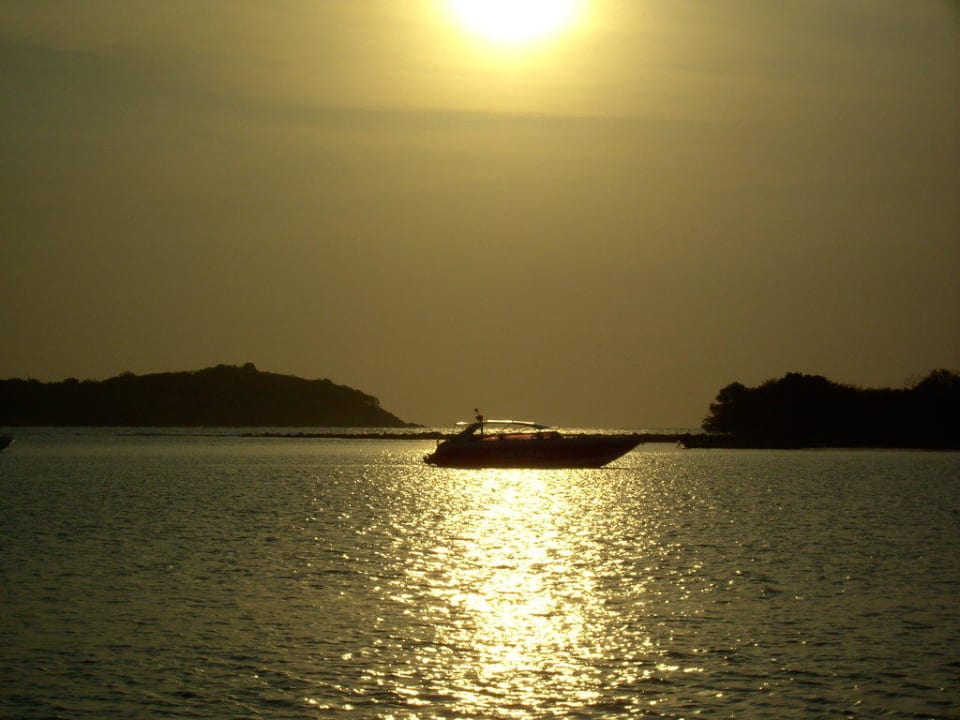 Sonnenaufgang am Chaweng Beach Samui Natien Resort