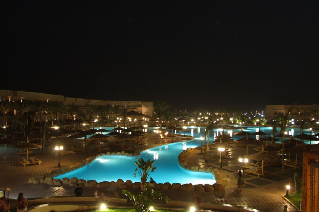 Wieczór Pickalbatros Royal Moderna Resort-Sharm El Sheikh