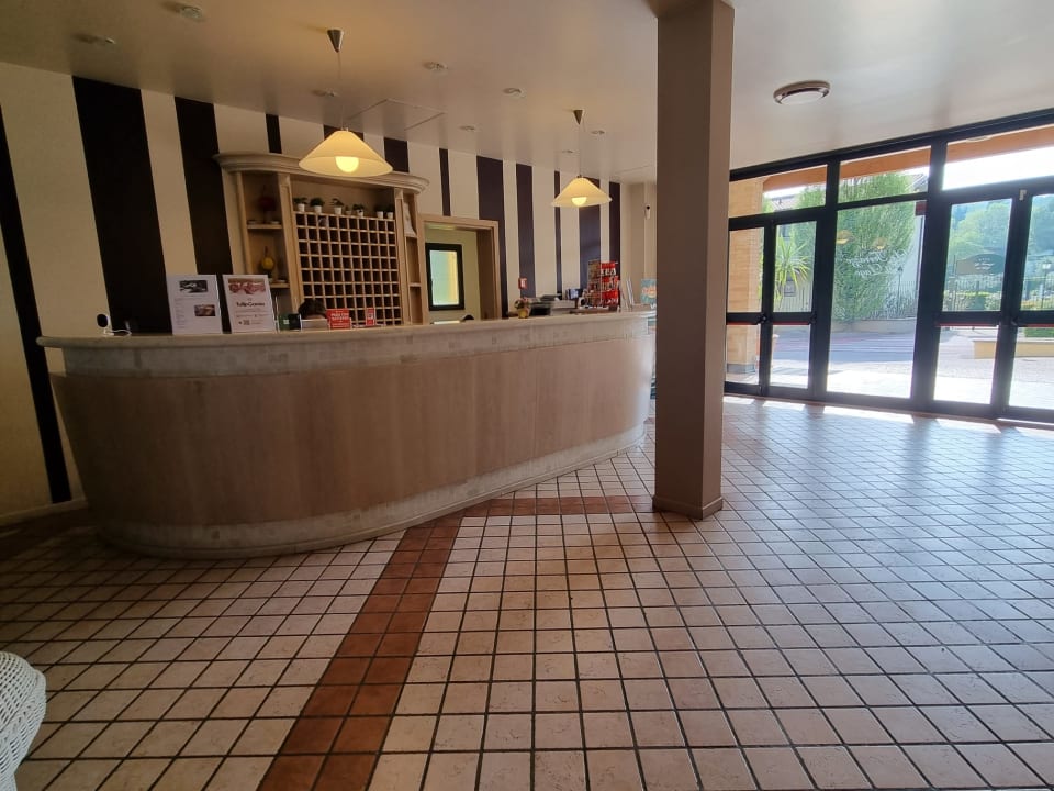 Lobby Le Terrazze sul Lago - Hotel & Residence