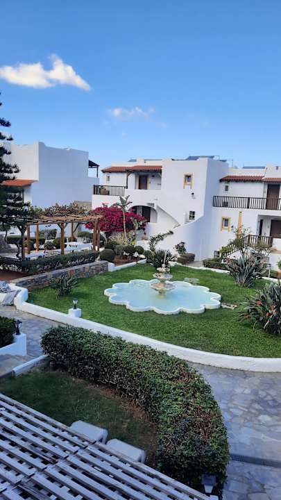 Außenansicht Alexander Beach Hotel & Village Resort