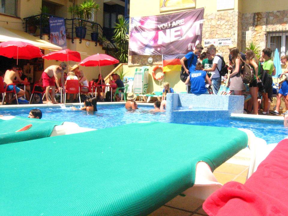 Pool Hotel Caribe Youth Only