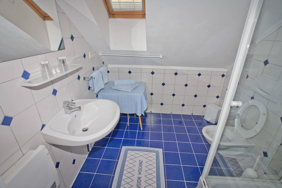 Bad Appartement klein Pension Seevilla Wochinz