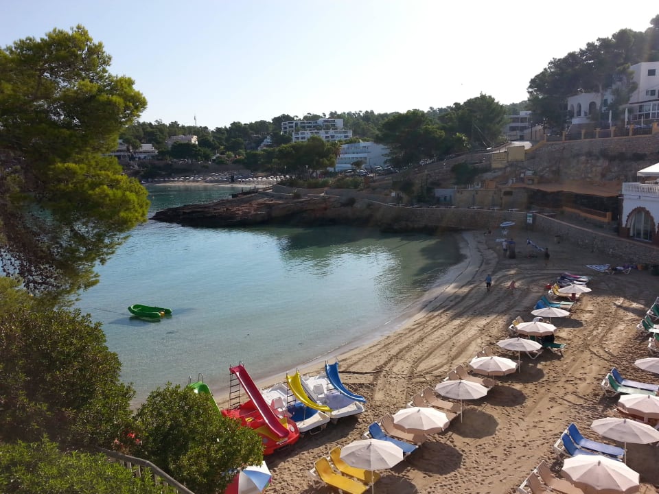 Strand direkt am Hotel Grupotel Ibiza Beach Resort