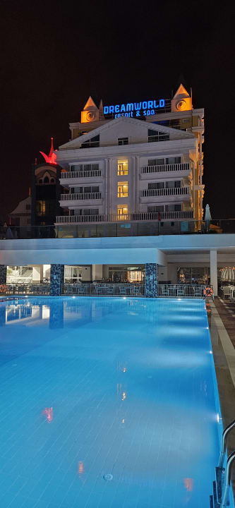 Pool Dream World Resort & Spa