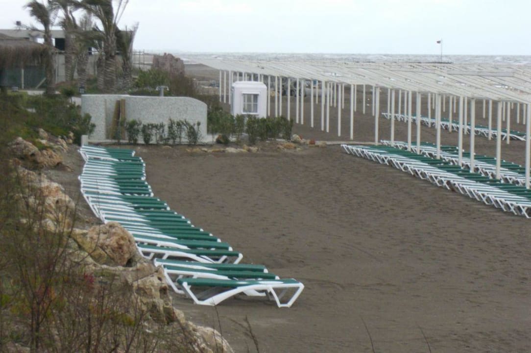 Strand Royal Wings Hotel