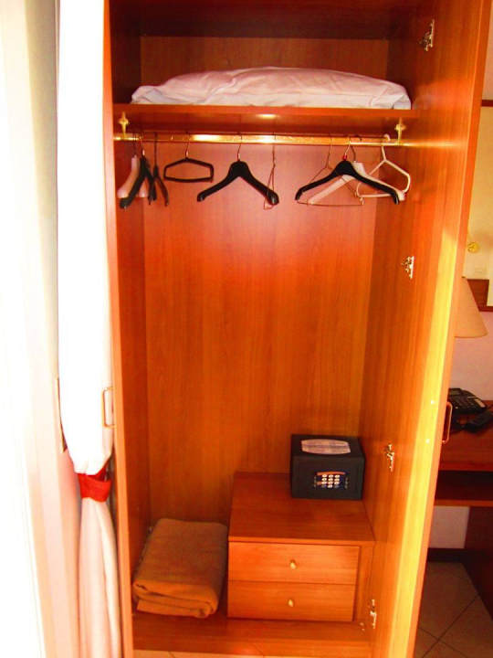 Zimmer Hotel Metauro