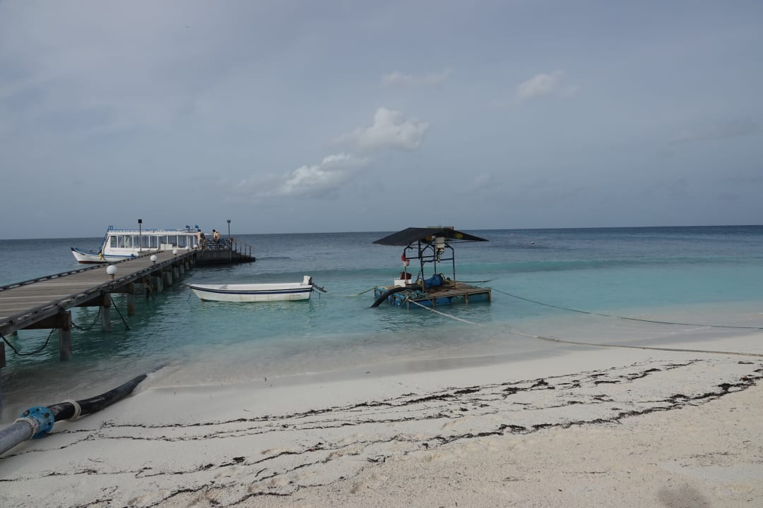 Strand Angaga Island Resort